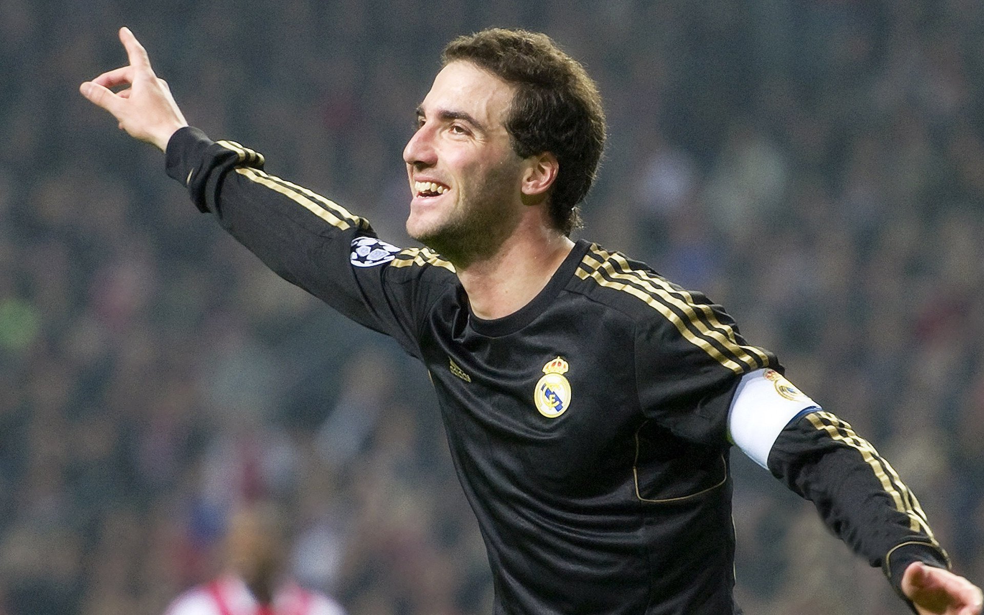 史上最年轻“欧冠金靴”得主闪耀全场，最年轻的欧冠冠军